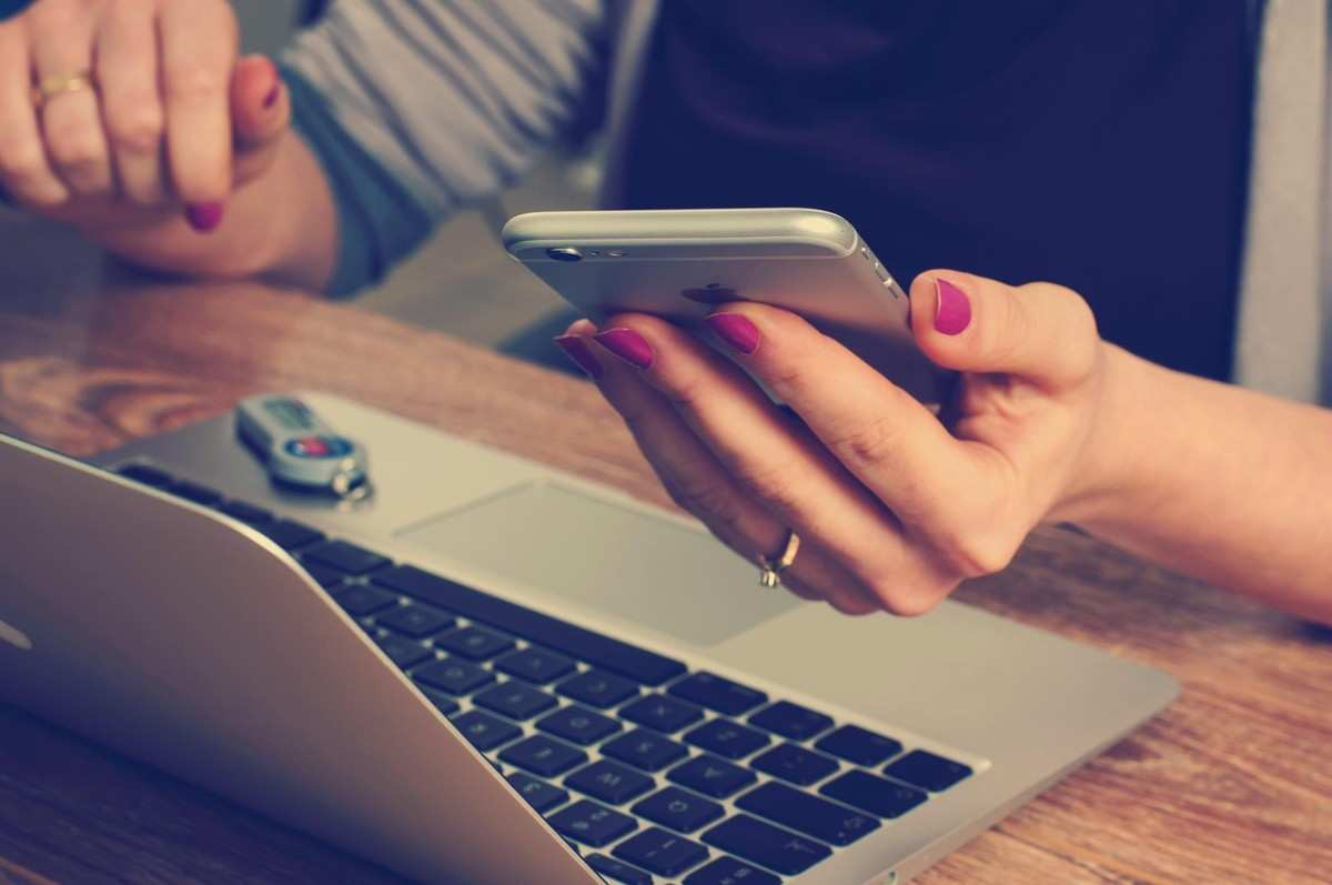 booking flight online