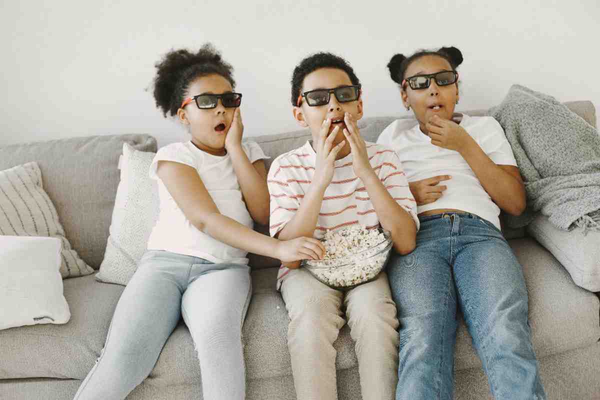 child to watch 3D movies